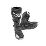 Compare Prices : Berik Contender Boots