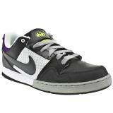Compare Prices : Nike 6.0 Zoom Mogan